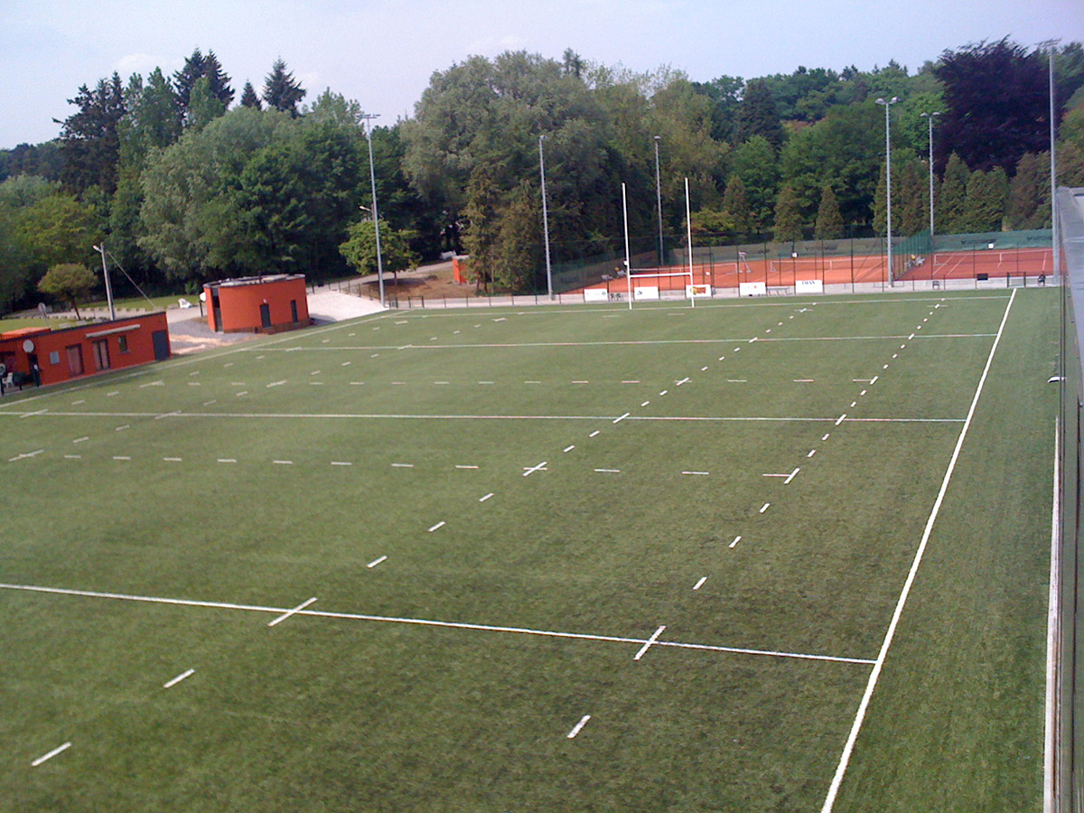 Constructions-de-terrains-synthetiques-Rugby-Korfbal-Hockey